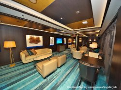 Norwegian Escape Haven Lounge picture