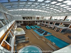 Norwegian Escape Haven Courtyard picture