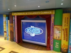 Disney Magic Oceaneer Club picture