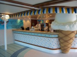 Sapphire Princess Scoops Bar picture