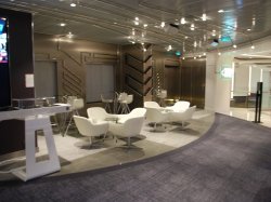 Anthem of the Seas Bionic Bar picture