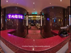 Norwegian Breakaway Taste Restaurant picture