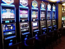 Anthem of the Seas Casino Royale picture