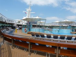 Grandeur of the Seas Main Pool picture