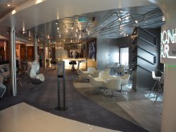 Anthem of the Seas Bionic Bar picture