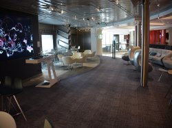 Anthem of the Seas Bionic Bar picture