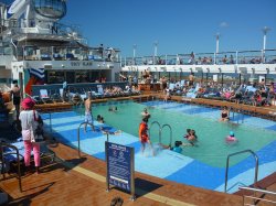 Anthem of the Seas Outdoor Pool picture