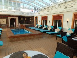 Norwegian Gem Haven Pool picture