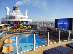 Ovation of the Seas Outdoor Pool picture