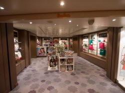 Norwegian Epic Shops picture