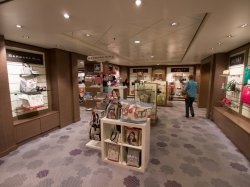 Norwegian Epic Shops picture