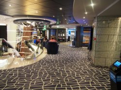 MSC Divina Silver Lounge picture