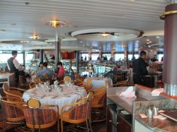 Empress of the Seas Main Dining Room picture