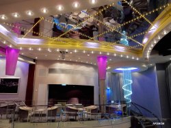 Allure of the Seas Dazzles picture