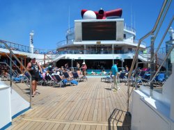 Carnival Conquest Sun Pool picture