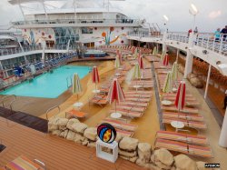 Allure of the Seas Beach Pool picture