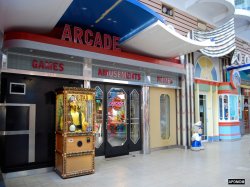 Allure of the Seas Boardwalk picture