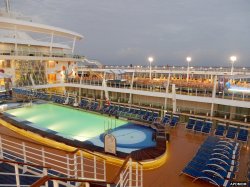 Allure of the Seas Main Pool picture