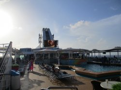 Empress of the Seas Pool picture