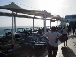 Empress of the Seas Pool picture