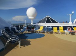 Empress of the Seas Sun Deck picture