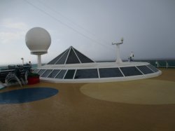 Empress of the Seas Sun Deck picture