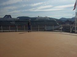 Queen Elizabeth Deck 5 forward picture