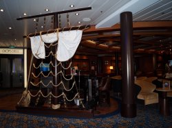 Anthem of the Seas Schooner Bar picture