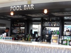 Azamara Quest Pool Bar picture