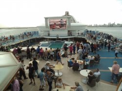 Golden Princess Sun Deck picture