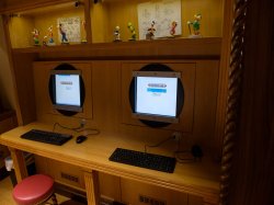 Disney Fantasy Oceaneer Lab picture