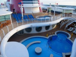 Disney Fantasy Quiet Cove Pool picture