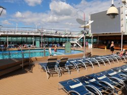 Vision of the Seas Main Pool picture