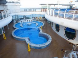 Disney Fantasy Quiet Cove Pool picture