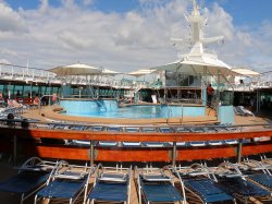 Vision of the Seas Main Pool picture