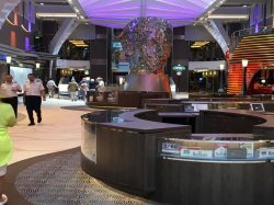 Harmony of the Seas Royal Promenade and Shops picture