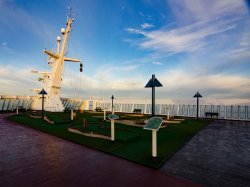 Carnival Imagination Mini Golf picture