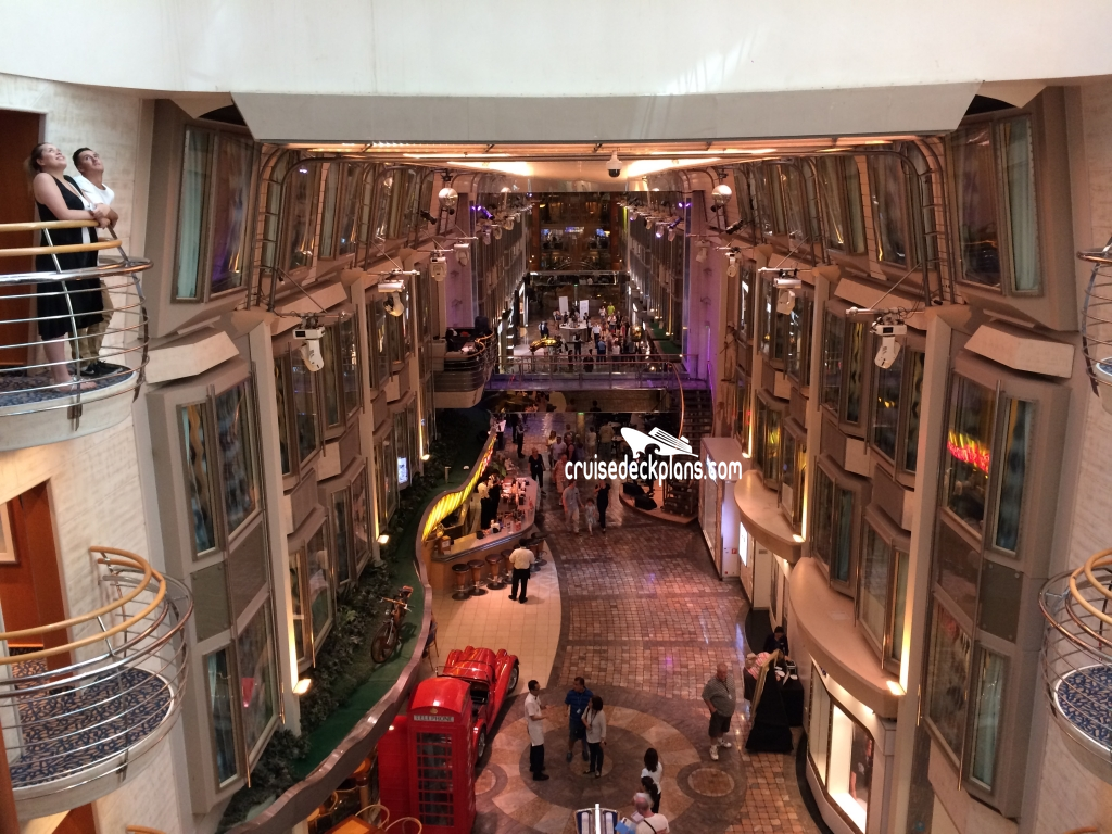 Voyager of the Seas Royal Promenade Pictures