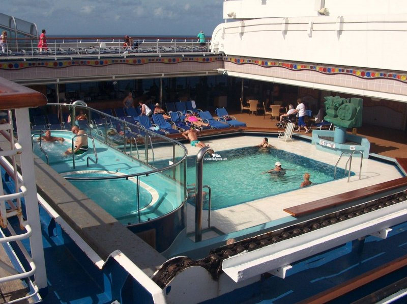 Carnival Conquest Sky Pool Pictures