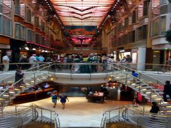 Freedom of the Seas Royal Promenade picture