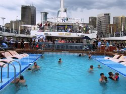 Ovation of the Seas Outdoor Pool picture