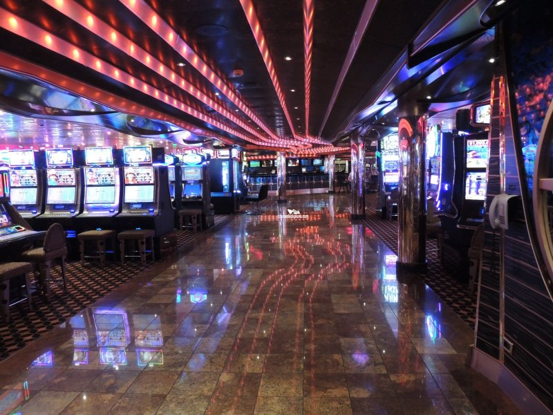 world dream cruise casino games