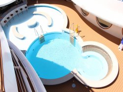 Disney Dream Quiet Cove Pool picture