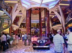 Allure of the Seas Royal Promenade picture