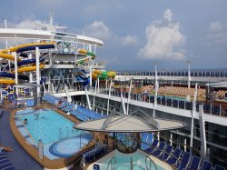 Harmony of the Seas Main Pool picture