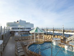 Norwegian Jade Pool picture