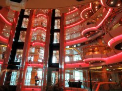 Radiance of the Seas Centrum picture