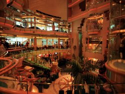 Radiance of the Seas Centrum picture