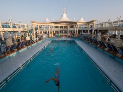 Norwegian Spirit Pool picture