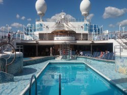 Neptunes Reef and Pool picture